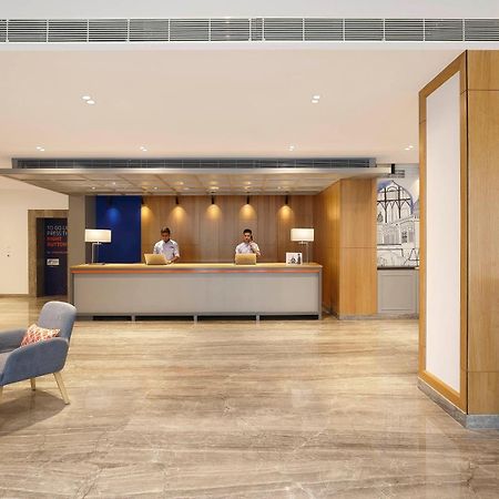 Holiday Inn Express Bengaluru Whitefield Itpl By Ihg Exterior photo